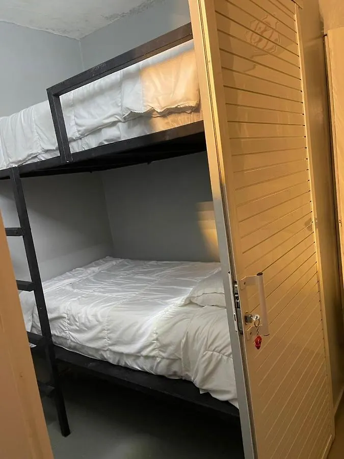 Гостевой дом Отель S27 Backpackers Санто-Доминго